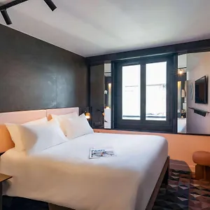 Tribe Batignolles Hotel