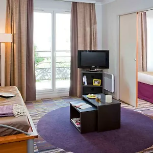 Apartmanhotel Adagio Buttes Chaumont, Párizs