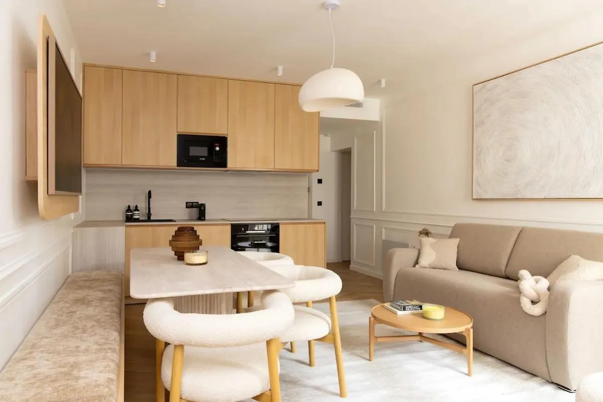 Splendid Apartment 2Br 6P Near Palais Royal Paris France