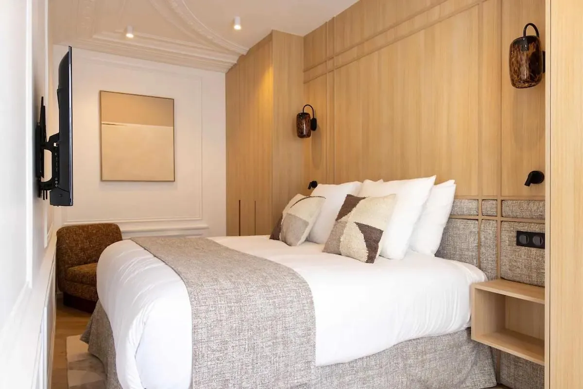 Splendid Apartment 2Br 6P Near Palais Royal Paris